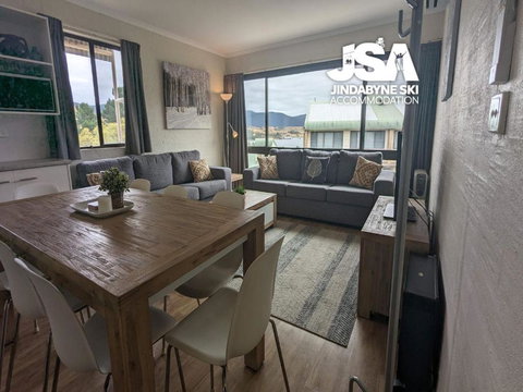 Alpine Mountain View 40 - Accommodation Southport 2