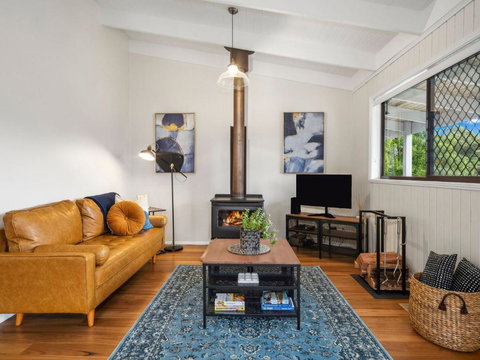 Amaroo Cottage - Accommodation Southport 1