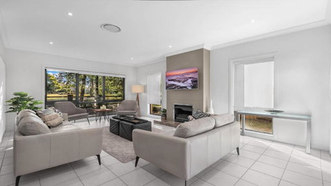 Amaroo Lodge - The Vintage - Accommodation Southport 3