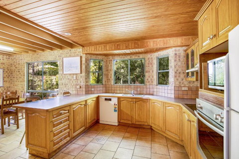 Amaroo Rainbow Shores - Accommodation Southport 4