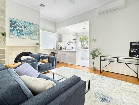 Amazing Albert Park - Accommodation Southport 0