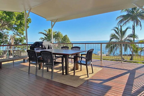 AMITY TREETOPS - Accommodation Southport 0