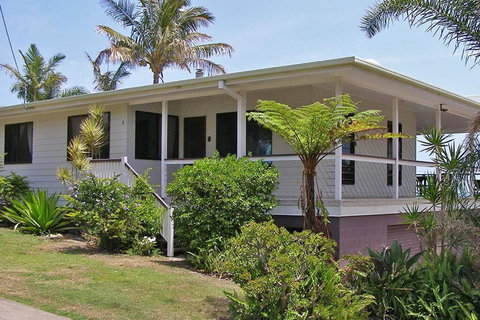 AMITY TREETOPS - Accommodation Southport 3