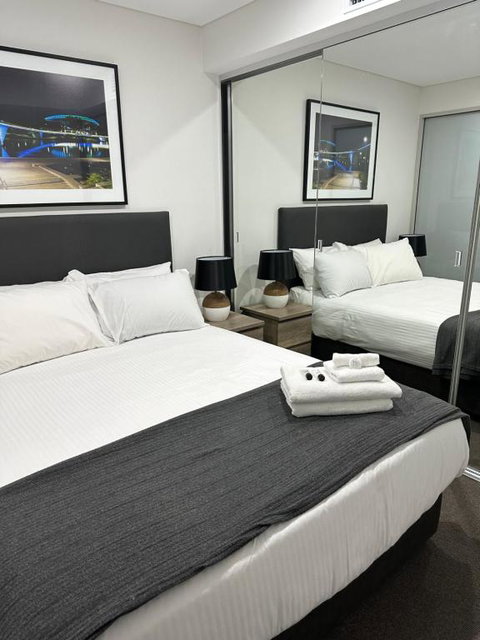 ANTEA 2br Embassy 1207 - Accommodation Southport 4