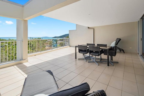 Airlie Beach Townhouse - Accommodation Southport 4