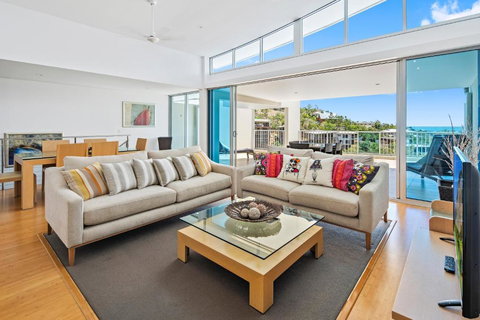 Airlie Beach Townhouse - Accommodation Southport 1