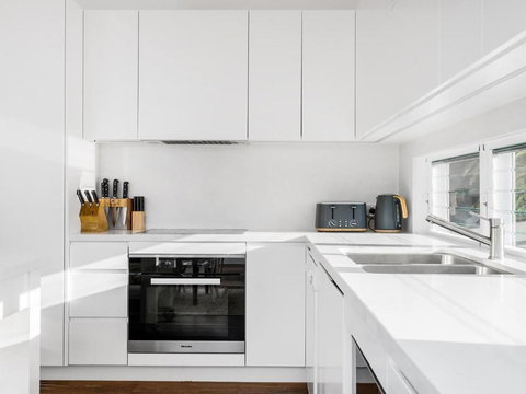 Alkira - Accommodation Southport 2