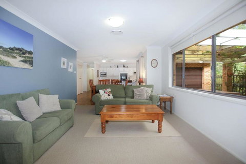 All Decked Out - Accommodation Southport 4