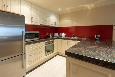 Apartment 4, 9 River Lane Mannum - Accommodation Southport 1