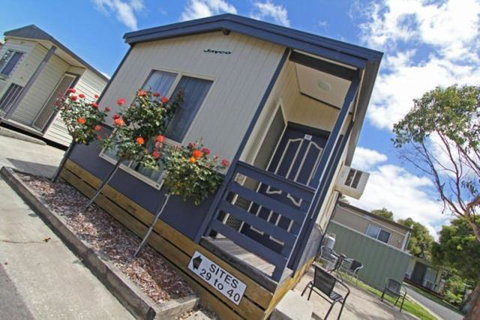Apollo Bay Holiday Park - Accommodation Southport 1