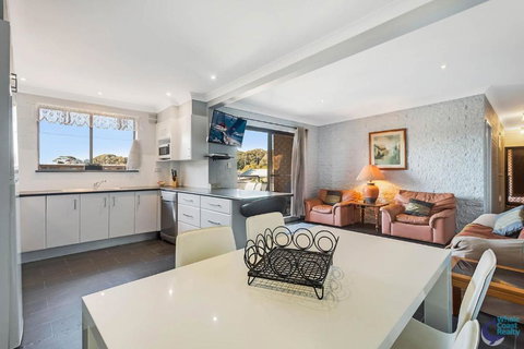 Apollo Unit 15 1st Floor - Accommodation Southport 0