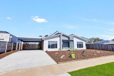 Aqua Views - Accommodation Southport 2