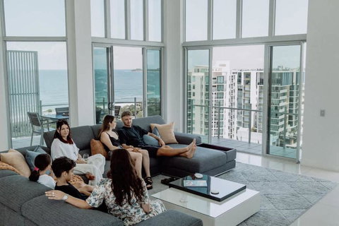 Aquavista Penthouse - Stunning 180 Views - Accommodation Southport 1