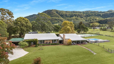 Araluan - Ideal Country Escape Near Berry - Accommodation Southport 3