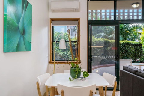 Arcadia - Accommodation Southport 2