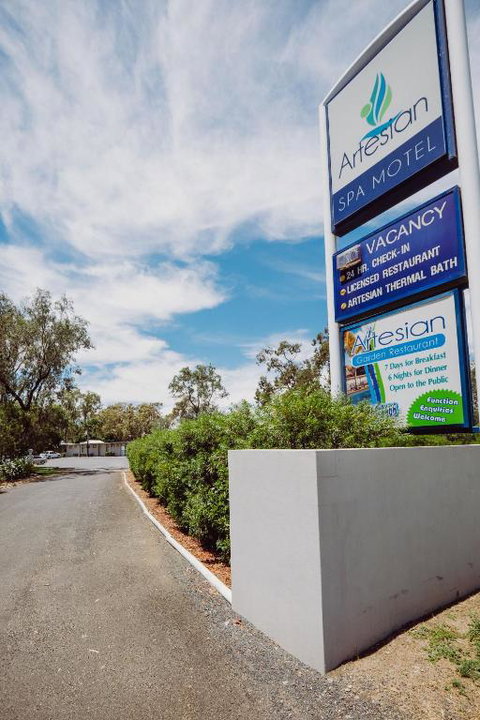 Artesian Spa Motel - Accommodation Southport 4