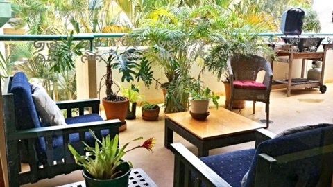 At Elizabeths - Accommodation Southport 2