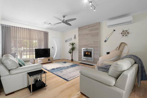 At Lila Rose Rye - Walk To Beach And Shops. - Accommodation Southport 2