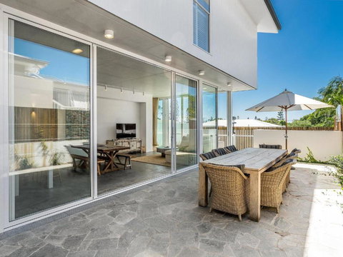 Audrey - Accommodation Southport 2