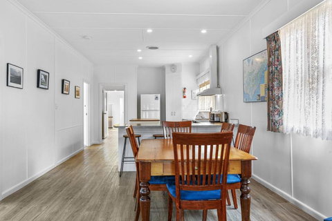 Aunty Wins - Accommodation Southport 2