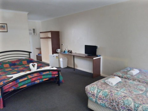 Austral Inn - Accommodation Southport 1
