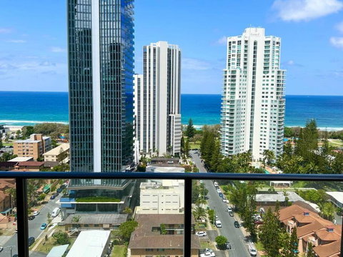 Avani 1904 Beach Views - Accommodation Southport 1