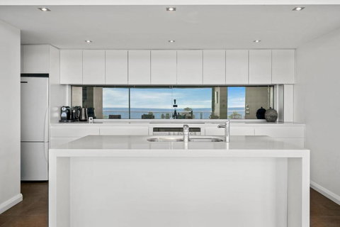 Avoca Views - Accommodation Southport 4