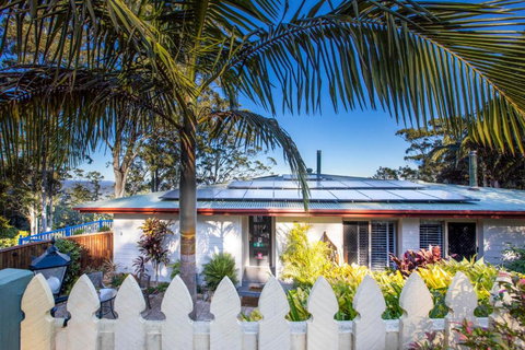 Avocado Sunset Bed & Breakfast - Accommodation Southport 2