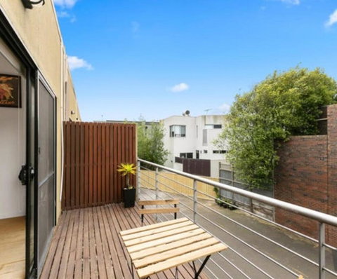 Ascot Vale - Lovely 2 Bedroom Townhouse Close To Everything! - Accommodation Southport 4