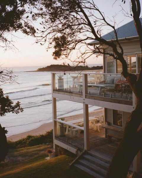 BAY PROPERTIES . Beach House Yamba - Southport Accommodation 0