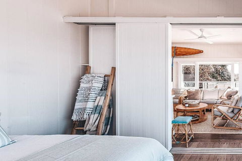 BAY PROPERTIES . Beach House Yamba - Southport Accommodation 3