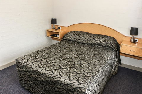 Salisbury Hotel Motel - Southport Accommodation 22