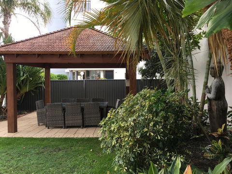Burleigh Palms Holiday Apartments - Southport Accommodation 22