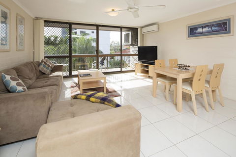 Burleigh Palms Holiday Apartments - Southport Accommodation 15
