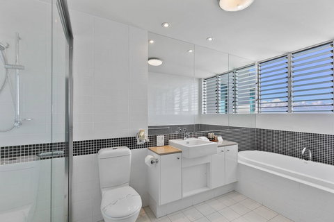 Akama Resort - Accommodation Southport 16