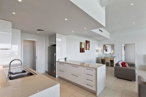 Akama Resort - Accommodation Southport 21