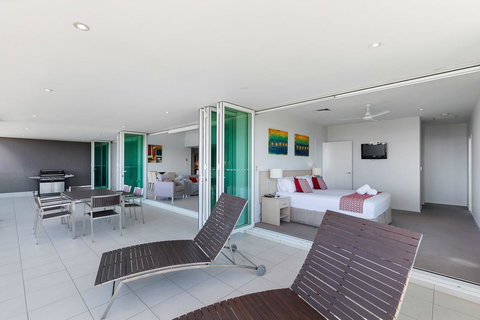 Akama Resort - Accommodation Southport 8