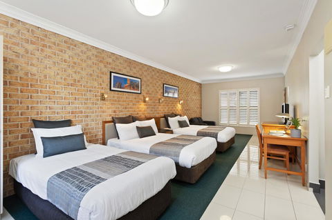 Coopers Colonial Motel - Southport Accommodation 9