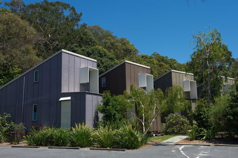 Allure Stradbroke Resort - Southport Accommodation 1