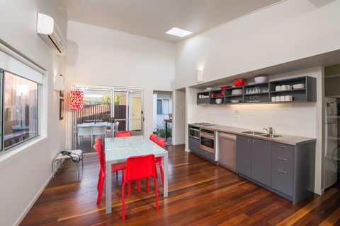 Allure Stradbroke Resort - Southport Accommodation 15