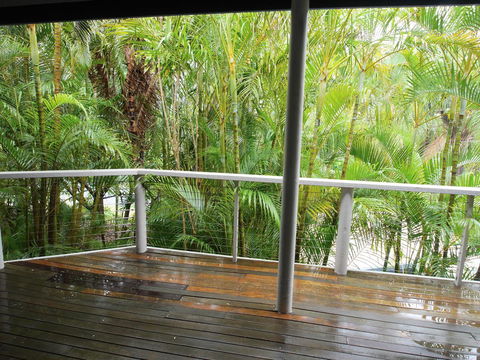 Gone Fishin - Southport Accommodation 9