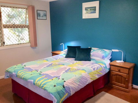 Gone Fishin - Southport Accommodation 10