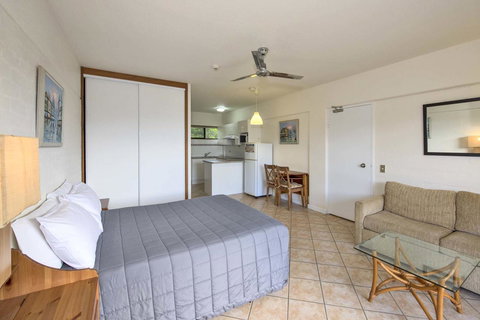 Anchorage On Straddie - Accommodation Southport 30