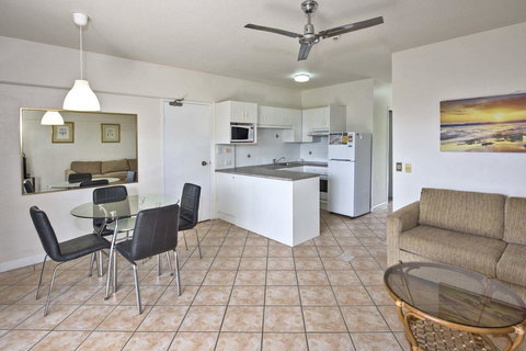 Anchorage On Straddie - Accommodation Southport 24