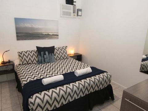 Portofino Unit 5 - Southport Accommodation 3
