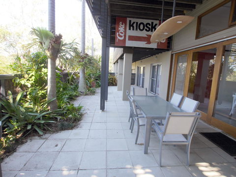 A AAA C-SHACK - Southport Accommodation 2