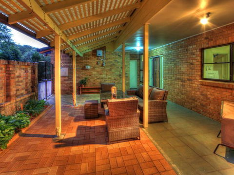Belle Vue Beach House By Discover Stradbroke - Southport Accommodation 23