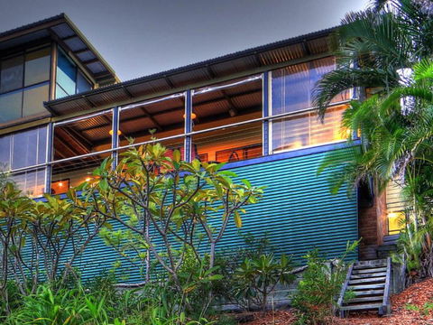 Belle Vue Beach House By Discover Stradbroke - Southport Accommodation 22