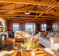 Palana Beach House - Southport Accommodation