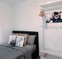 1 Private Double Room In Carramar 1-minute to Station - SHAREHOUSE - Southport Accommodation